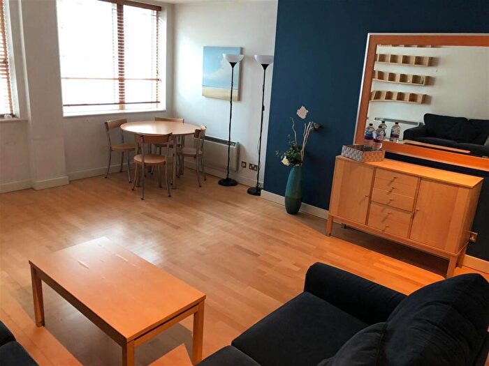 1 Bedroom Flat To Rent In Park House Apartments, Park Row, Leeds, LS1