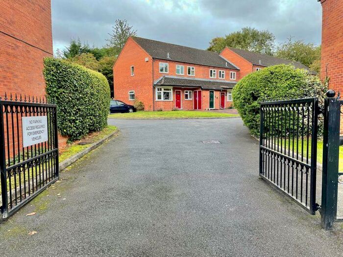 Houses for sale & to rent in B72 1TX, TRINITY PLACE, Sutton Trinity