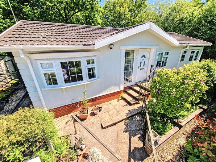 2 Bedroom Park Home For Sale In Pathfinder Village, Exeter, EX6