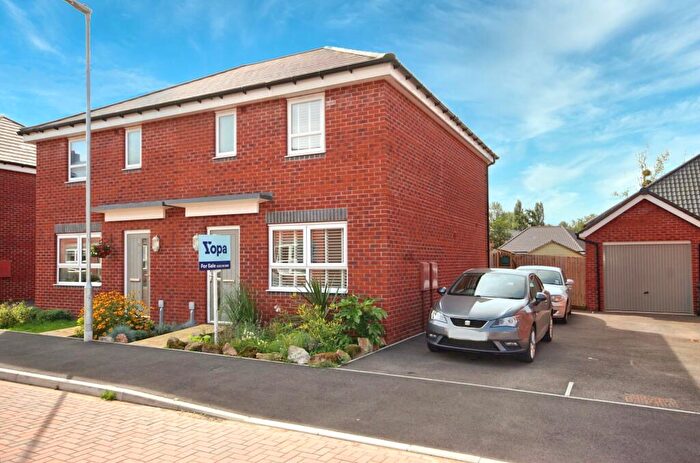 3 Bedroom Semi-Detached House For Sale In Poskett Way, Wotton-under-edge, GL12