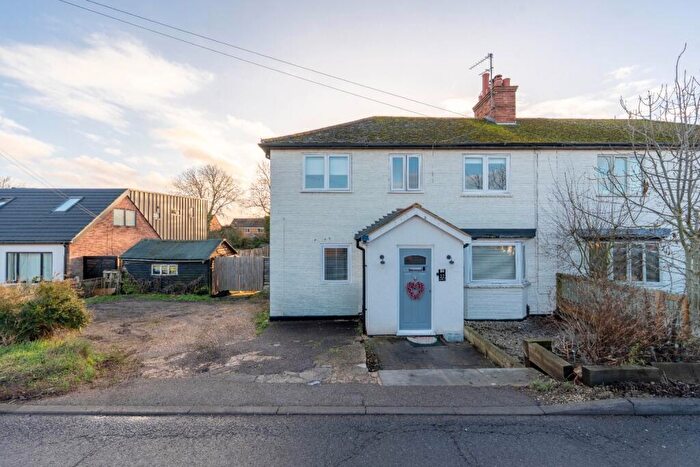 4 Bedroom Semi Detached House For Sale In West End, Brampton, Huntingdon, Cambridgeshire, PE28