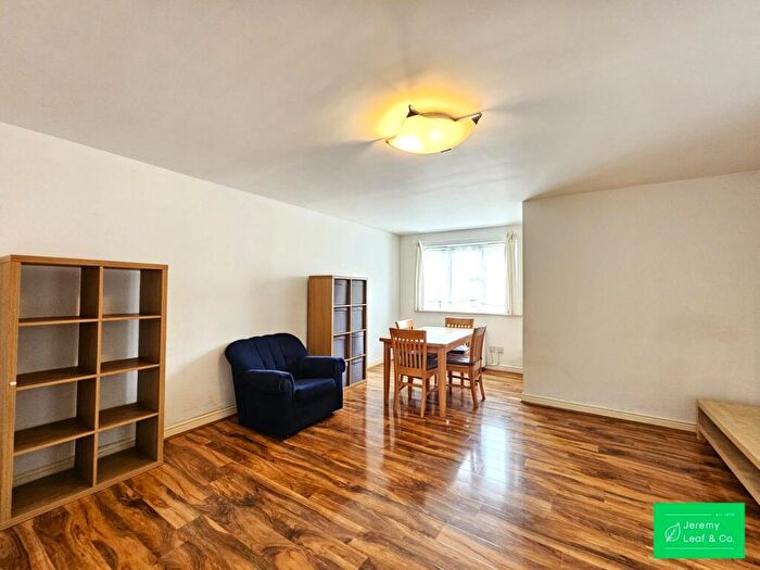 2 Bedroom Flat To Rent In Vanderville Gardens, East Finchley, N2