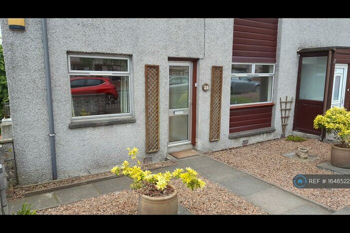 2 Bedroom Flat To Rent In Golfdrum Street, Dunfermline, KY12