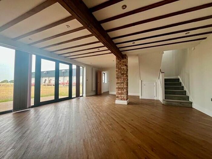 4 Bedroom House To Rent In Oldhurst Road, Wyton, Huntingdon, PE28