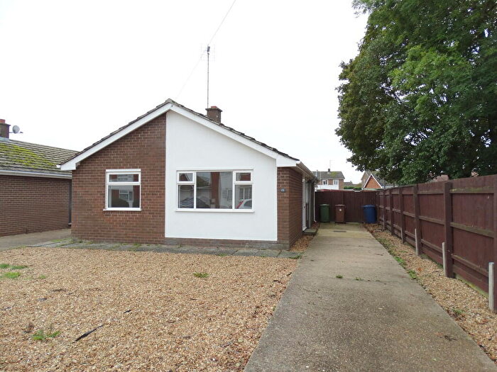 2 Bedroom Detached Bungalow To Rent In Chestnut Crescent, March, PE15