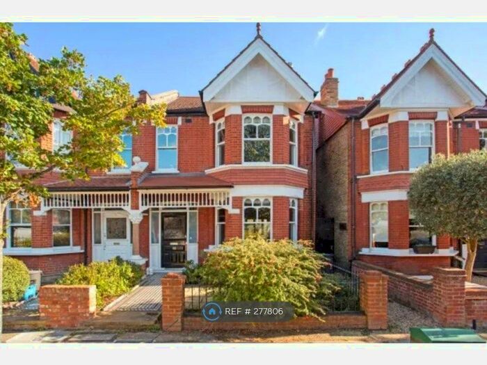 4 Bedroom End Of Terrace House To Rent In Copthall Gardens, Twickenham, TW1