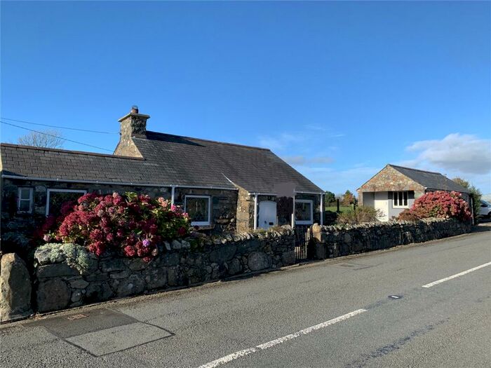 2 Bedroom Bungalow For Sale In Rhoslan, Criccieth, Gwynedd, LL52