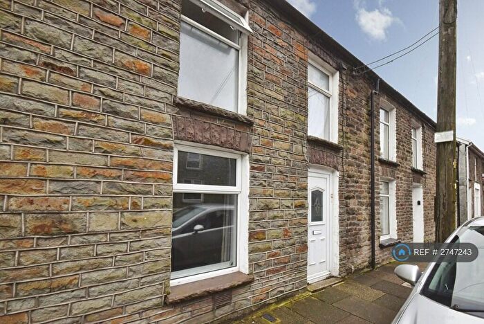 3 Bedroom Terraced House To Rent In Edmondstown Road, Tonypandy, CF40