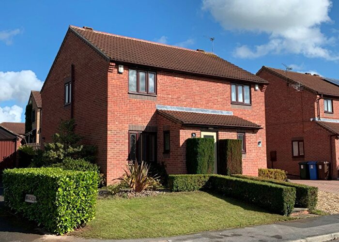 2 Bedroom Semi-Detached House To Rent In Bracken Way, Harworth, Doncaster, DN11