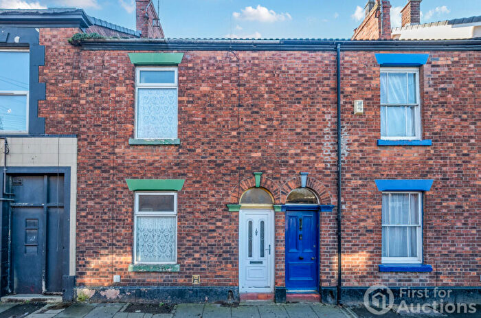 2 Bedroom Terraced House For Sale In Wistaston Road, Crewe, Cheshire, CW2