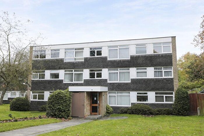 2 Bedroom Flat For Sale In Trident Close, Sutton Coldfield, B76