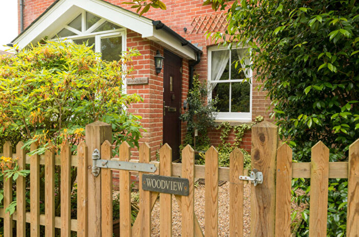 3 Bedroom Cottage For Sale In Church Lane, Burley, Ringwood, BH24