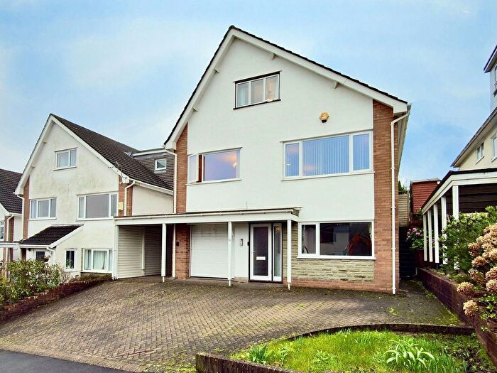 4 Bedroom Detached House For Sale In Southerndown Avenue, Mayals, Swansea, SA3