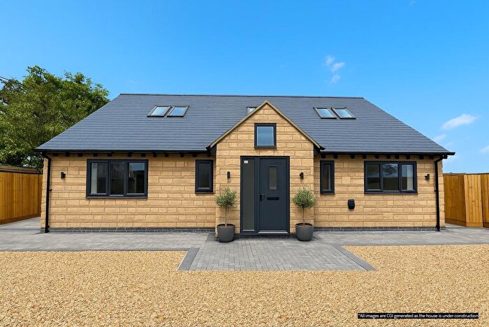 3 Bedroom Bungalow For Sale In Roosevelt Road, Long Hanborough, Witney, OX29