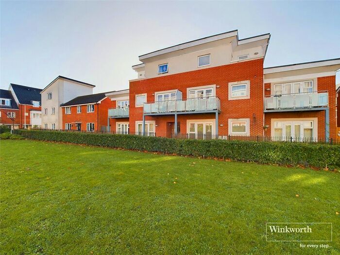 2 Bedroom Flat To Rent In Palmerston House, Aran Walk, Reading, Berkshire, RG2
