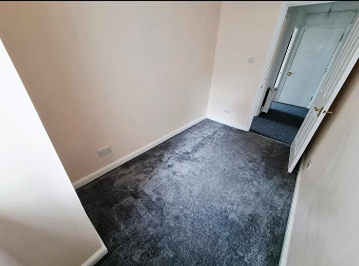 2 Bedroom Flat To Rent In Bedwell Crescent, Stevenage, SG1