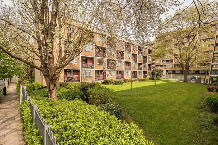 1 Bedroom Flat For Sale In Priory Green Estate, King's Cross, N1