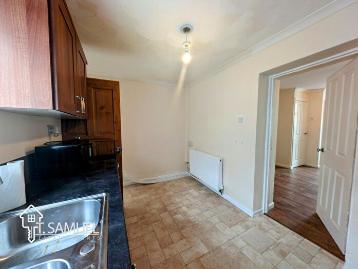 3 Bedroom Terraced House For Sale In High Street, Mountain Ash, CF45