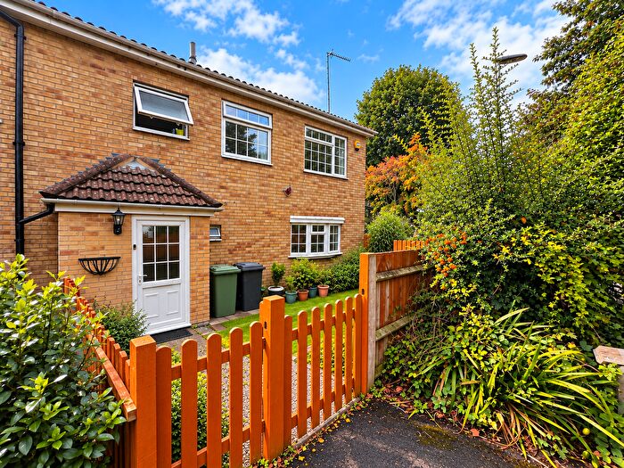 4 Bedroom End Terrace House For Sale In Tobago Close, Basingstoke, RG24