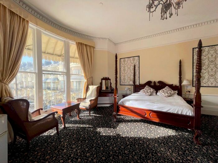 Property To Rent In Regency Square, Brighton, BN1