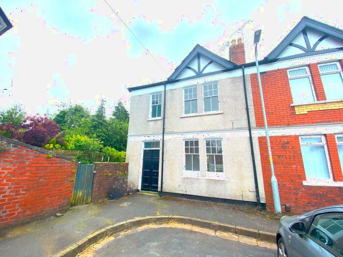 3 Bedroom Property To Rent In Upton Road, Newport, NP20