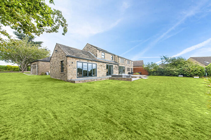5 Bedroom Detached House For Sale In Greaves House Lane, Lepton, Huddersfield, West Yorkshire, HD8