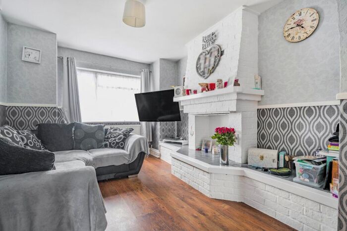 3 Bedroom Terraced House For Sale In Marshall Street, Folkestone, CT19