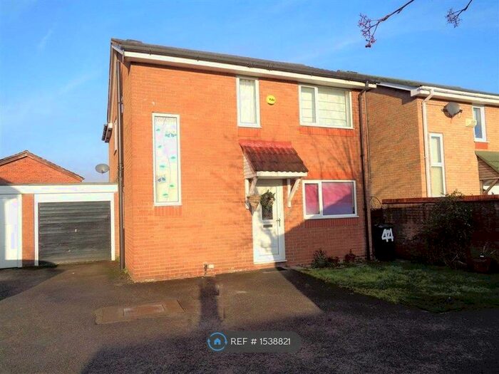 4 Bedroom Detached House To Rent In Birchall Green, Woodley, Stockport, SK6