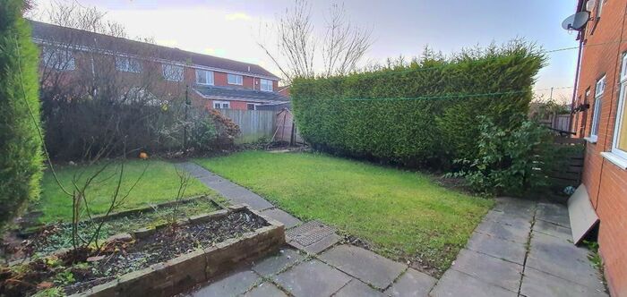 4 Bedroom Semi-Detached House To Rent In Tudor Way, Kingston Park, Newcastle Upon Tyne, NE3