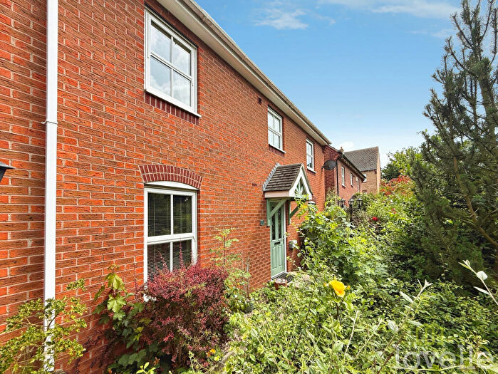 3 Bedroom Detached House For Sale In Privet Walk, Witham St Hughs, LN6