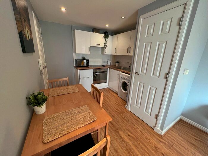 1 Bedroom Flat To Rent In Trinity Street, Aberdeen, AB11