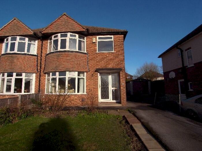 3 Bedroom Semi-Detached House To Rent In The Close, Alwoodley, Leeds, LS17