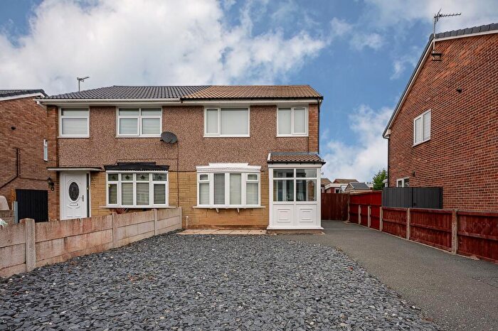 3 Bedroom Semi Detached House For Sale In Langdale Avenue, Hesketh Bank, PR4