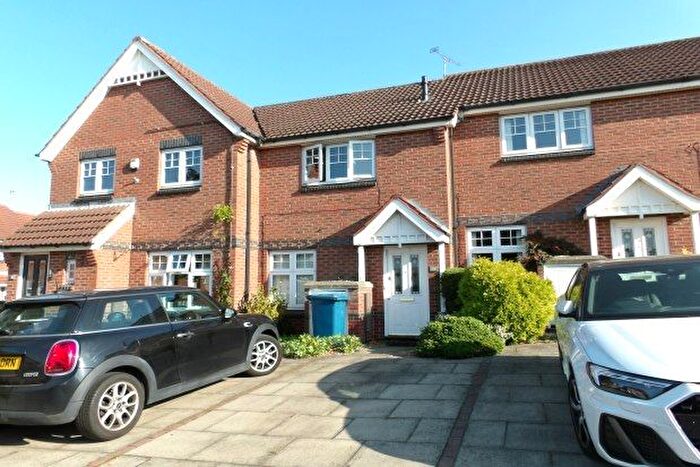2 Bedroom Property To Rent In Honeysuckle Grove, Bingham, Nottingham, NG13