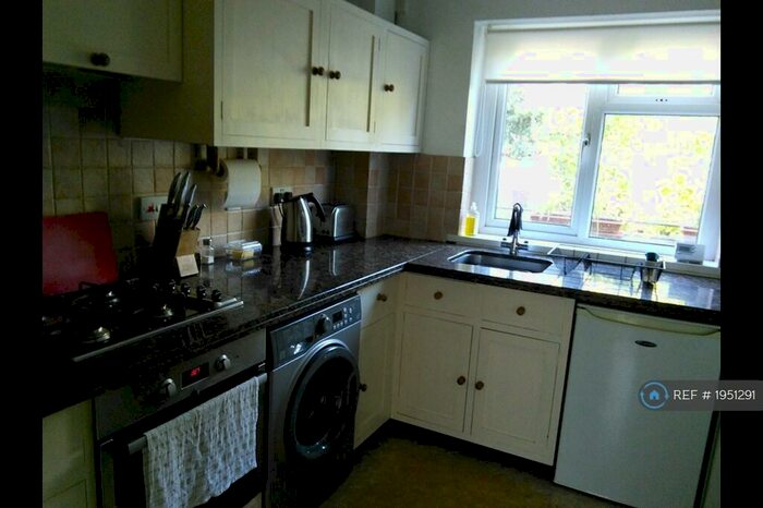 Studio To Rent In South Street, Exeter, EX1