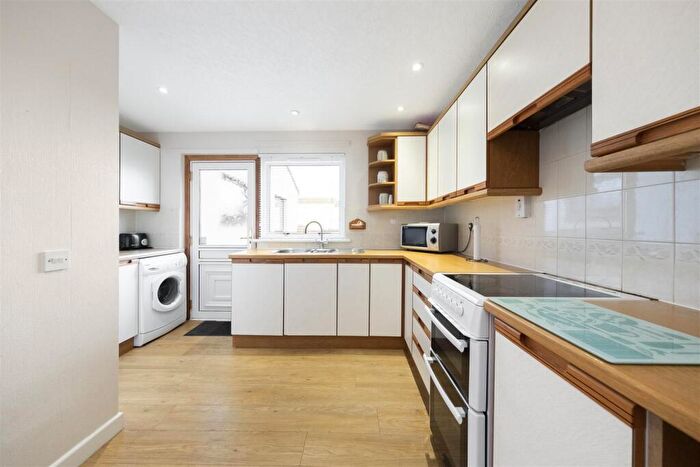 2 Bedroom Semi-Detached Bungalow For Sale In , James Robb Avenue, St. Andrews, KY16