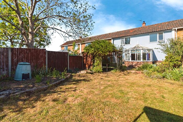 3 Bedroom Terraced House For Sale In Sun Road, Broome, Bungay, NR35