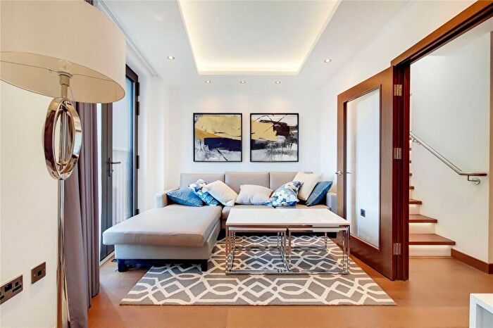 2 Bedroom Flat To Rent In St. Dunstans House, - Fetter Lane, EC4A