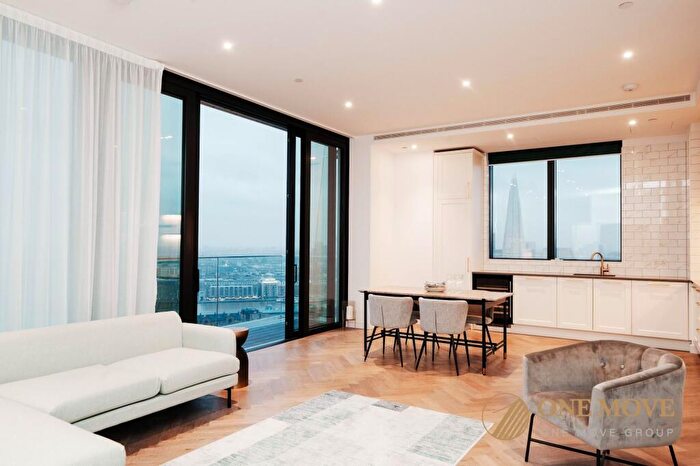 3 Bedroom Apartment To Rent In Gauging Square, Gauging Square, E1W