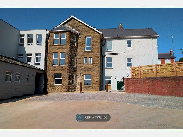 2 Bedroom Flat To Rent In St Anthonys, Cinderford, GL14