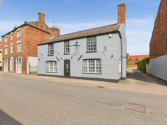 4 Bedroom Detached House For Sale In West Street, Horncastle, LN9