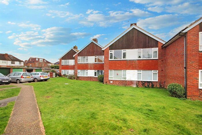 2 Bedroom Maisonette To Rent In Manor Road, Guildford, GU2