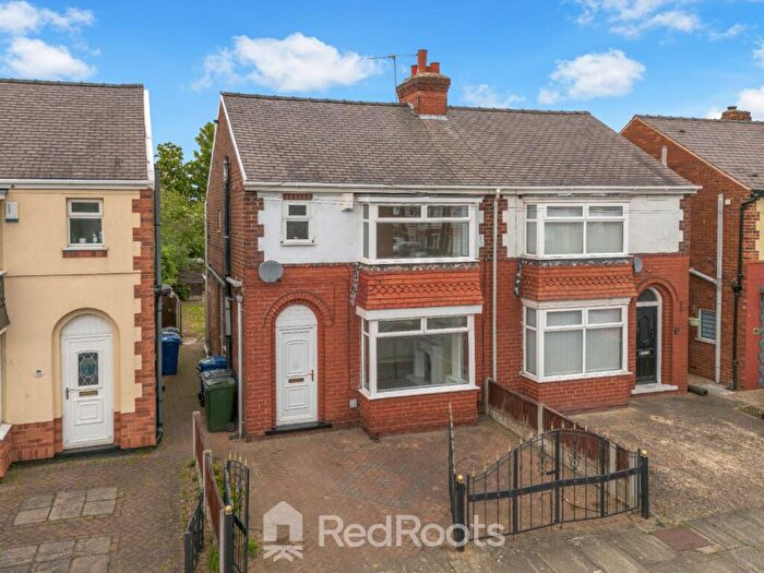 2 Bedroom Semi-Detached House For Sale In Woodstock Road, Doncaster, South Yorkshire, DN4