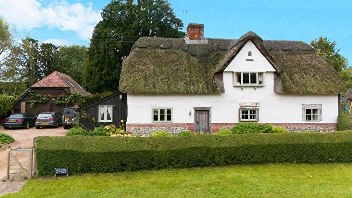 4 Bedroom Detached House For Sale In Martin, Fordingbridge, SP6