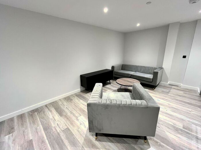 2 Bedroom Apartment To Rent In Apex Lofts, B12