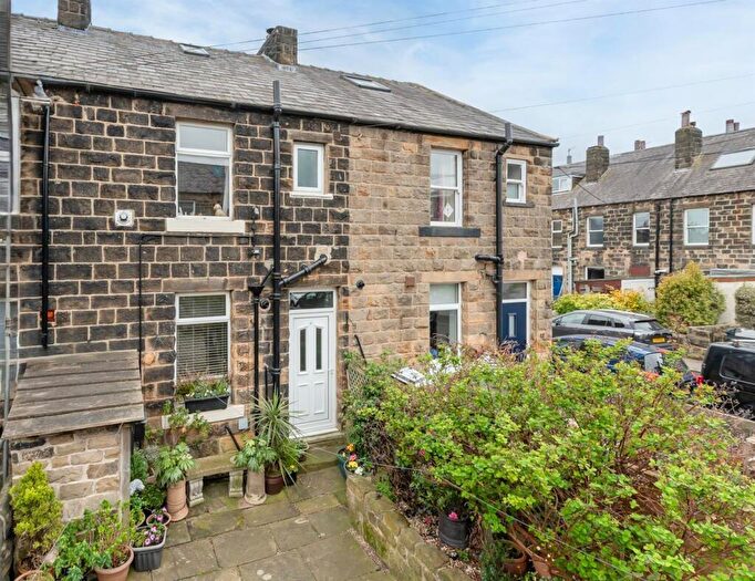 2 Bedroom Terraced House For Sale In Guycroft, Otley, LS21