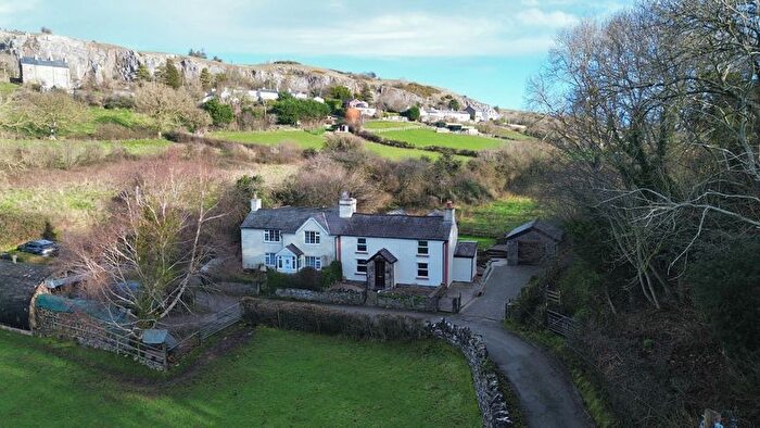 4 Bedroom Cottage For Sale In Geulan Road, Llysfaen, LL29