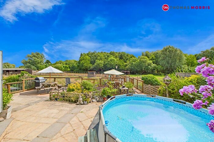 4 Bedroom Detached House For Sale In The Bank, Somersham, Huntingdon, Cambridgeshire, PE28
