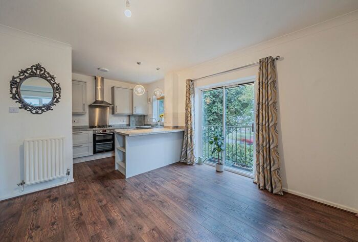 1 Bedroom Flat For Sale In Attwood Close, Cheltenham, Gloucestershire, GL51