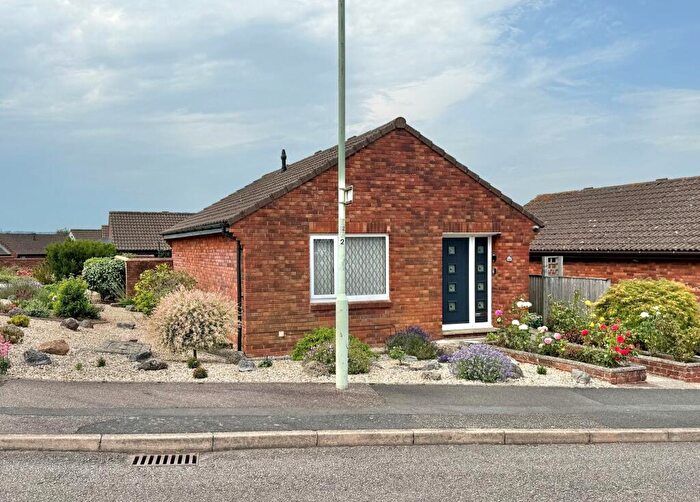 2 Bedroom Bungalow For Sale In Oak Ridge, Alphington, EX2